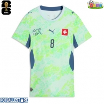 Sveits Remo Freuler #8 Bortedrakt Dame VM 2026 Kortermet